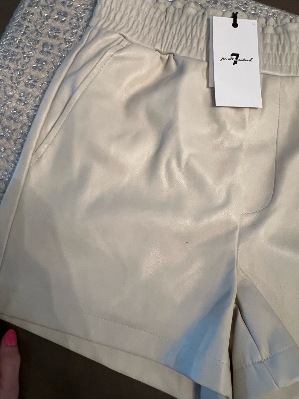 7 For All Mankind Cream Pleather Shorts - Picture 6 of 6